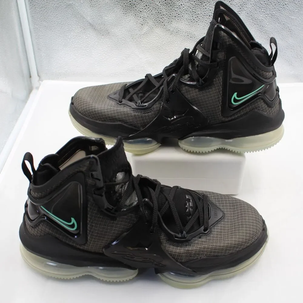 Nike LeBron 19 Black Anthracite Green Glow CZ0203-003 Men's Size 10.5 VNDS EUC